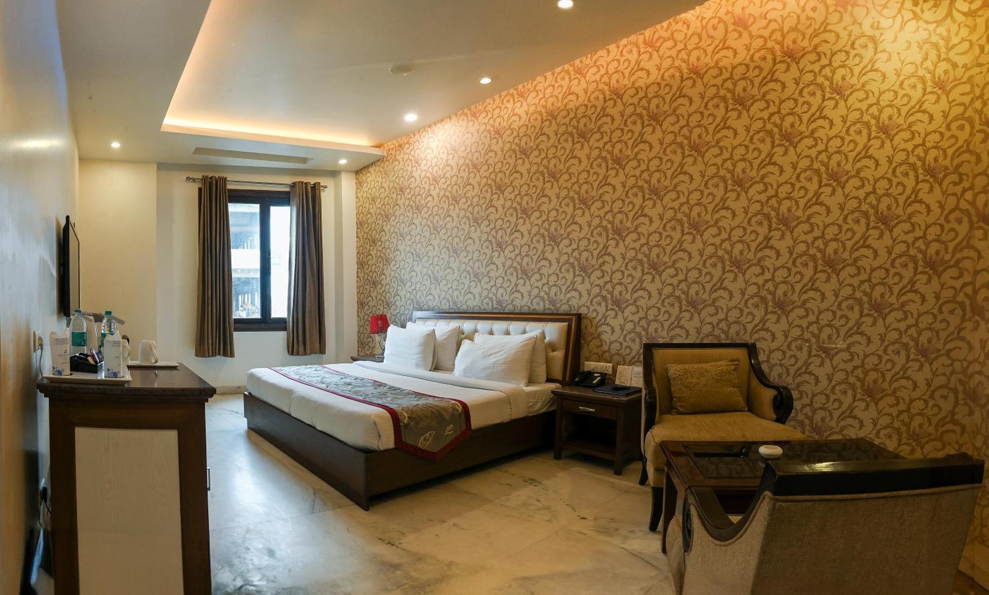 Hotel Leela Grande Karnal Ngoại thất bức ảnh
