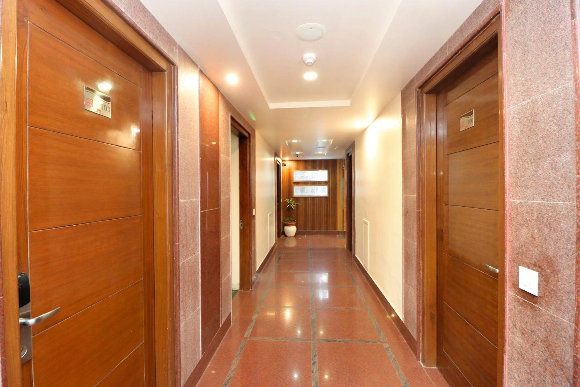 Hotel Leela Grande Karnal Ngoại thất bức ảnh