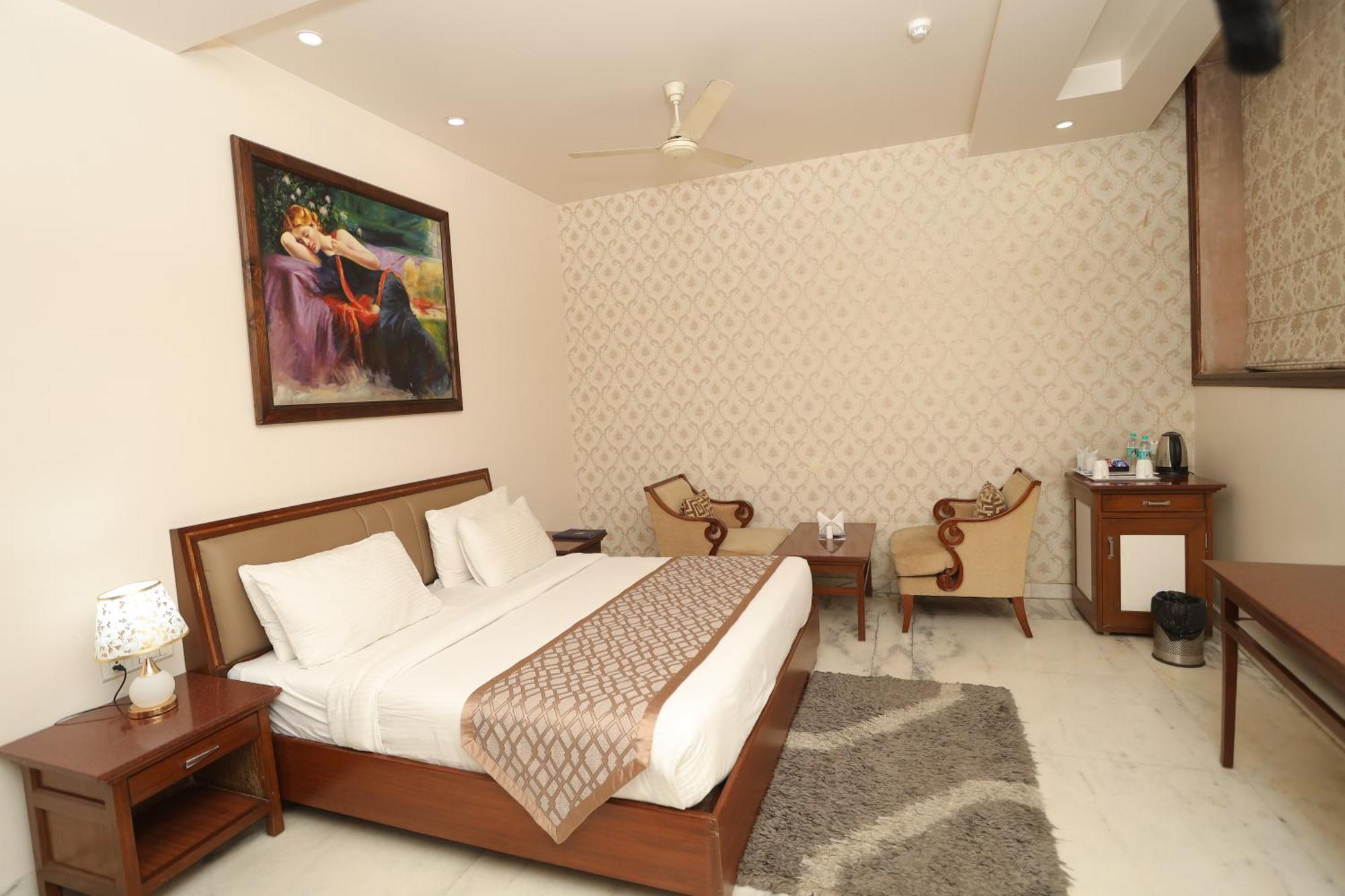 Hotel Leela Grande Karnal Ngoại thất bức ảnh